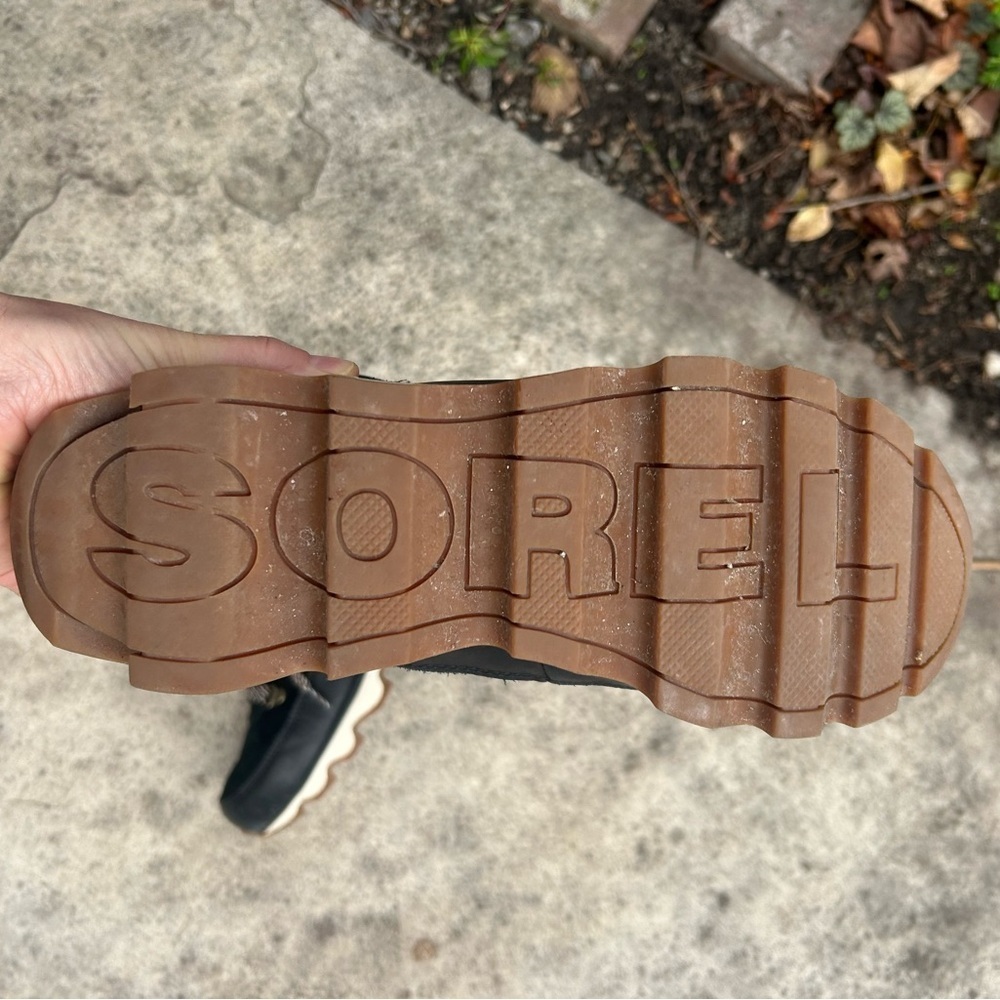 Sorel Kinetic Impact Ankle Boots, size 9.5 - Picture 8 of 13